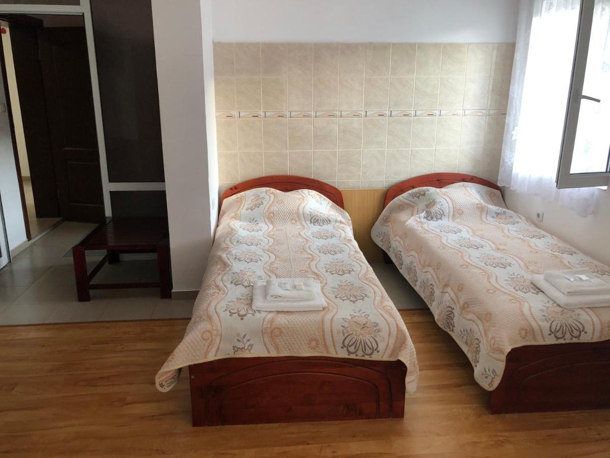 Family Hotel Panorama Sarnitsa Luaran gambar