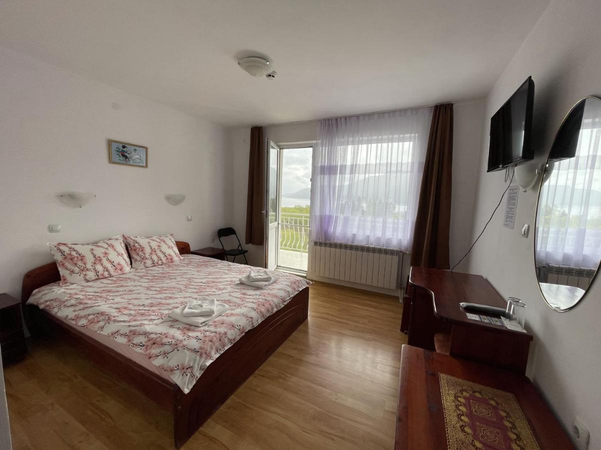 Family Hotel Panorama Sarnitsa Luaran gambar