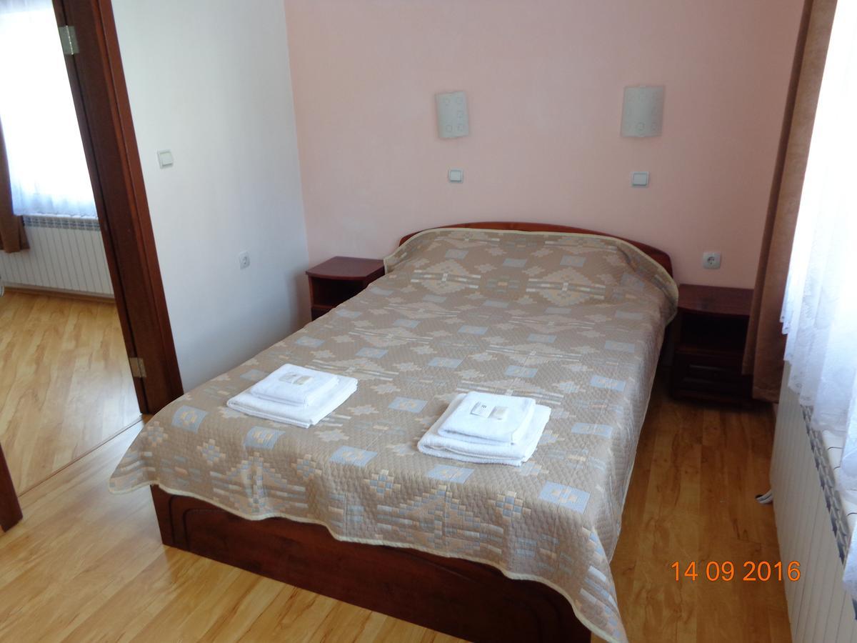 Family Hotel Panorama Sarnitsa Luaran gambar